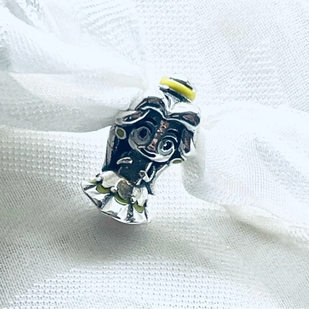 🌹 NWOT Princess Belle Charm